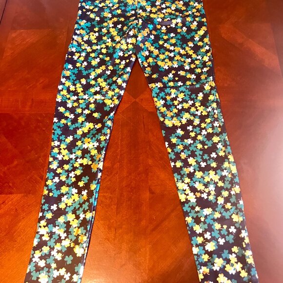 Tipsy Elves Clusterluck St. Patricks‎ Day Clover Pattern Leggings - Picture 7 of 7